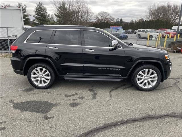 2017 Jeep Grand Cherokee Limited 4x4 2017 Jeep Grand Cherokee Limited 4x4