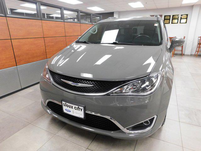 2020 Chrysler Pacifica Touring L for sale in Sioux City, IA