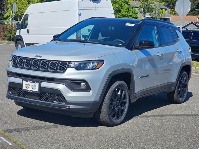 2024 Jeep Compass COMPASS LATITUDE 4X4