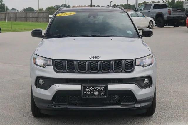 2024 Jeep Compass COMPASS LATITUDE 4X4