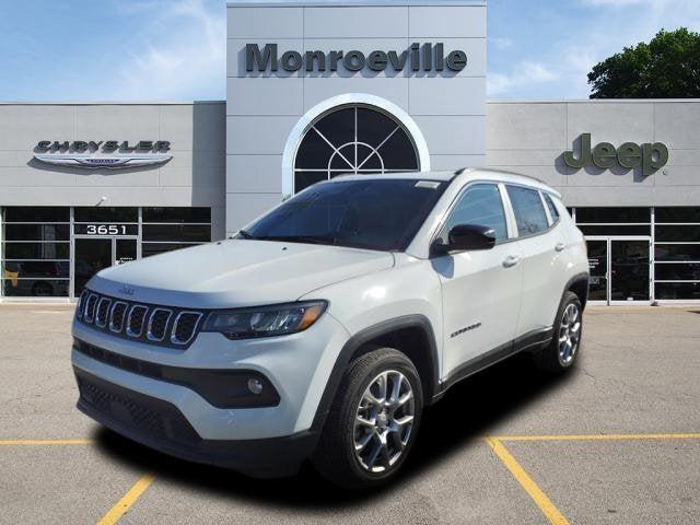 2024 Jeep Compass COMPASS LATITUDE LUX 4X4