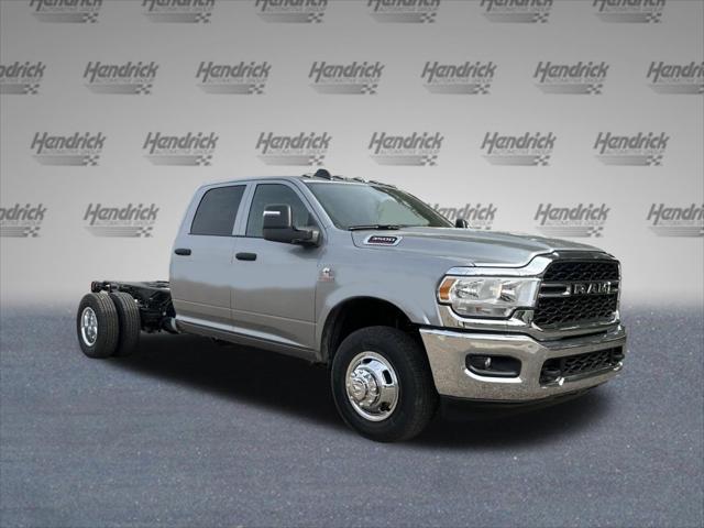 2024 RAM Ram 3500 Chassis Cab RAM 3500 TRADESMAN CREW CAB CHASSIS 4X2 60 CA