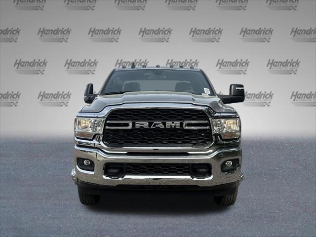 2024 RAM Ram 3500 Chassis Cab RAM 3500 TRADESMAN CREW CAB CHASSIS 4X2 60 CA