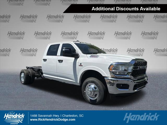 2024 RAM Ram 3500 Chassis Cab RAM 3500 TRADESMAN CREW CAB CHASSIS 4X2 60 CA