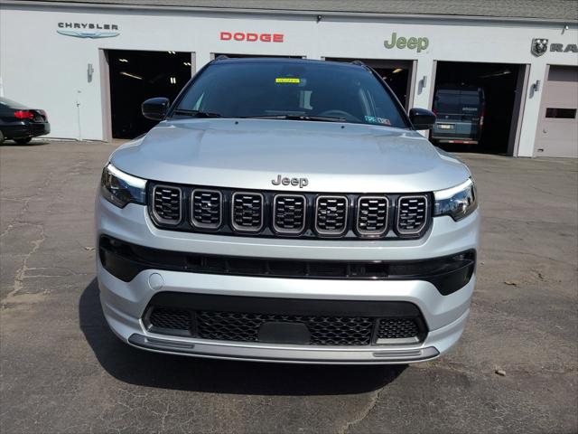 2024 Jeep Compass COMPASS LIMITED 4X4