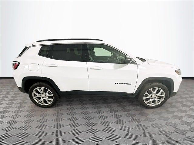 2024 Jeep Compass COMPASS LATITUDE LUX 4X4