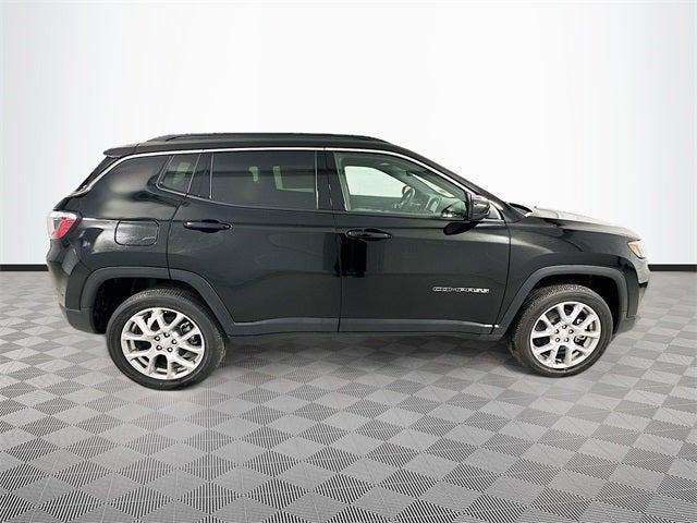 2024 Jeep Compass COMPASS LATITUDE LUX 4X4