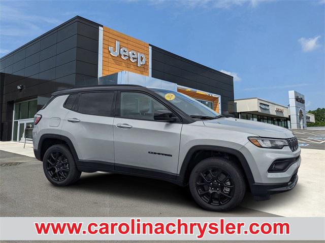 2024 Jeep Compass COMPASS LATITUDE 4X4