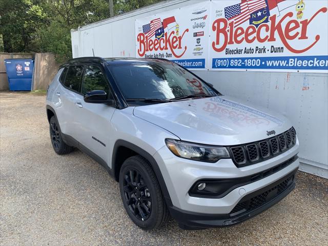 2024 Jeep Compass COMPASS LATITUDE 4X4