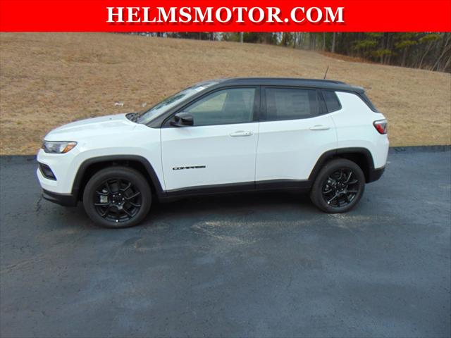 2024 Jeep Compass COMPASS LATITUDE 4X4