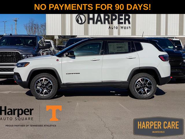 2024 Jeep Compass COMPASS TRAILHAWK 4X4