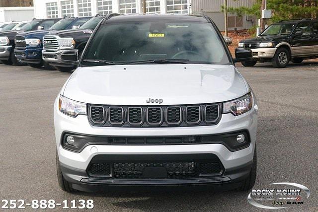 2024 Jeep Compass COMPASS LATITUDE 4X4