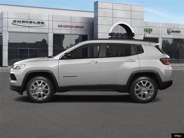 2024 Jeep Compass COMPASS LATITUDE LUX 4X4