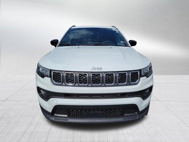 2024 Jeep Compass COMPASS LATITUDE LUX 4X4