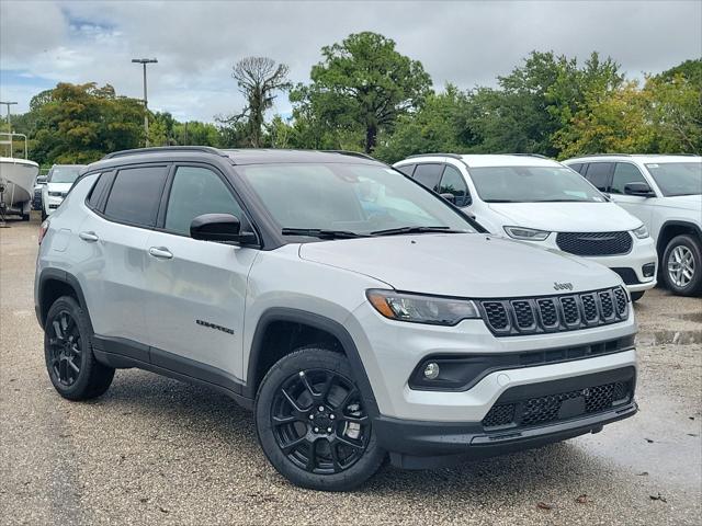 2024 Jeep Compass COMPASS LATITUDE 4X4