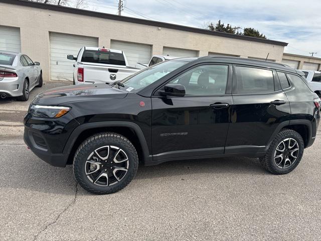 2024 Jeep Compass COMPASS TRAILHAWK 4X4