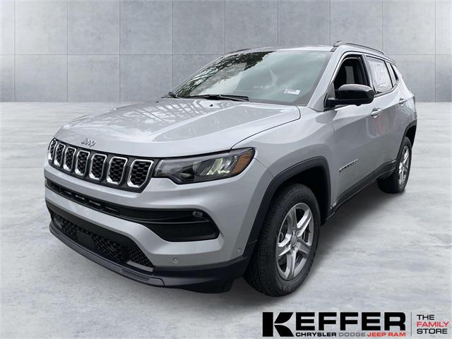 2024 Jeep Compass COMPASS LATITUDE 4X4