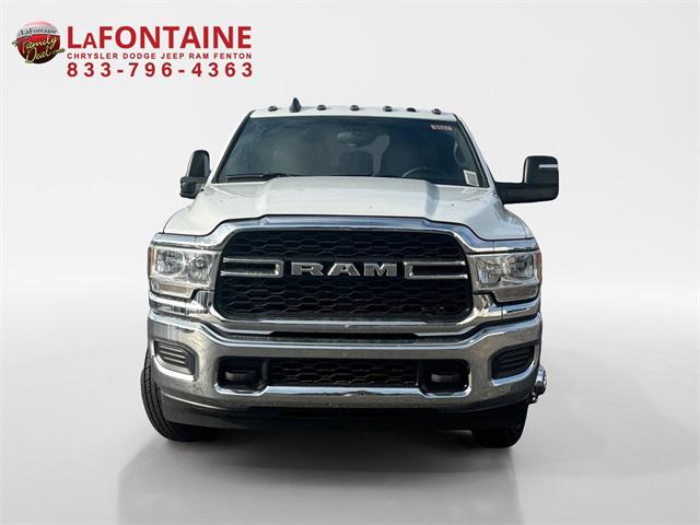 2024 RAM Ram 3500 Chassis Cab RAM 3500 TRADESMAN CREW CAB CHASSIS 4X4 60 CA