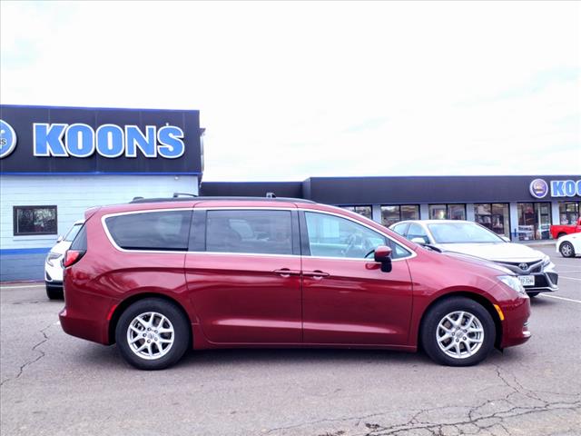 2021 Chrysler Voyager LXI