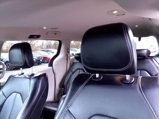 2021 Chrysler Voyager LXI