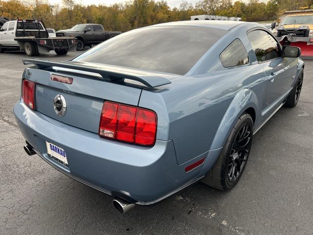 2005 Ford Mustang GT Premium