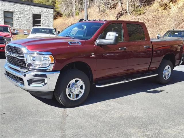 2024 RAM Ram 3500 RAM 3500 TRADESMAN CREW CAB 4X4 64 BOX