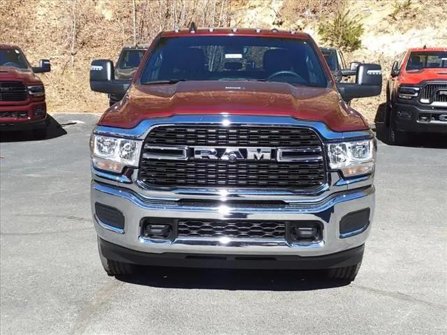 2024 RAM Ram 3500 RAM 3500 TRADESMAN CREW CAB 4X4 64 BOX