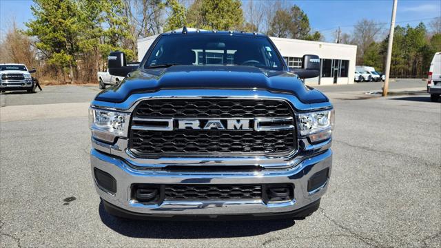 2024 RAM Ram 3500 RAM 3500 TRADESMAN CREW CAB 4X4 8 BOX