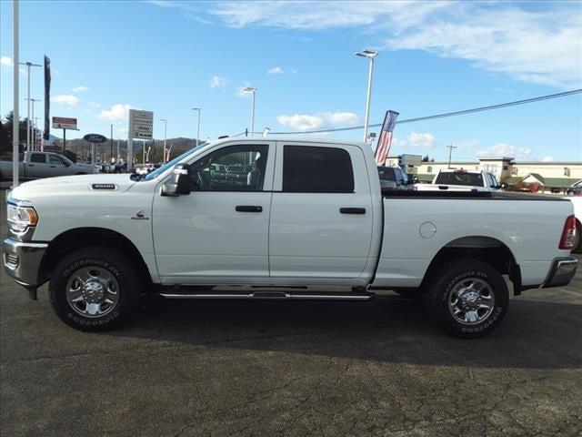 2024 RAM Ram 3500 RAM 3500 TRADESMAN CREW CAB 4X4 64 BOX