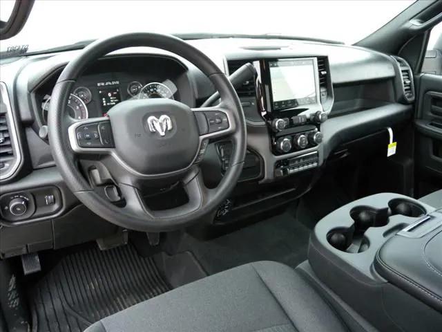 2024 RAM Ram 3500 RAM 3500 TRADESMAN REGULAR CAB 4X4 8 BOX