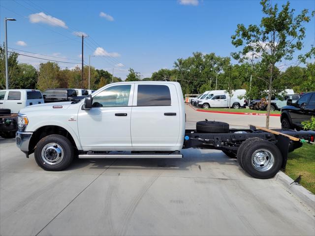 2024 RAM Ram 3500 Chassis Cab RAM 3500 TRADESMAN CREW CAB CHASSIS 4X4 60 CA