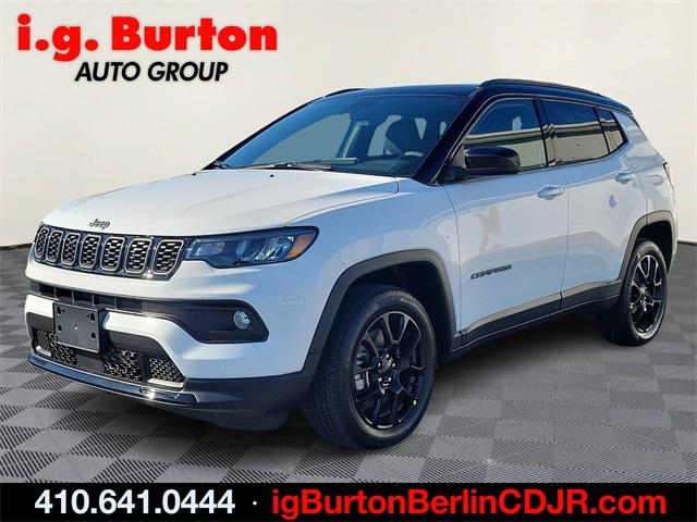 2024 Jeep Compass COMPASS LATITUDE 4X4