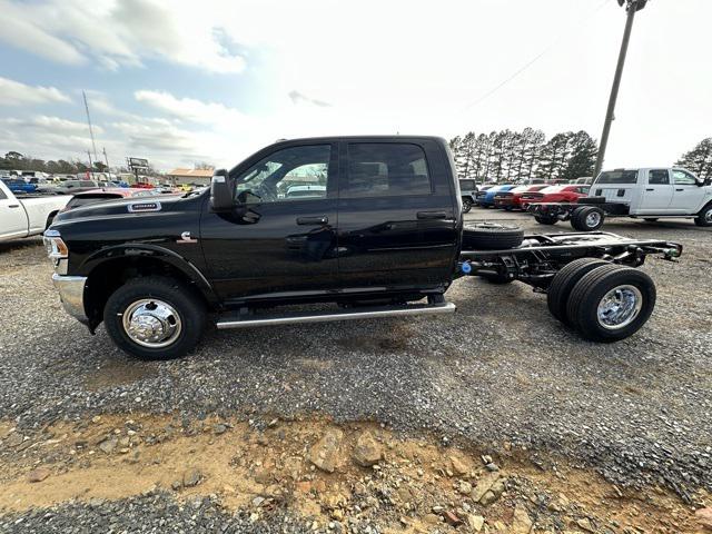 2024 RAM Ram 3500 Chassis Cab RAM 3500 TRADESMAN CREW CAB CHASSIS 4X4 60 CA