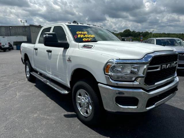 2024 RAM Ram 2500 RAM 2500 TRADESMAN CREW CAB 4X4 64 BOX