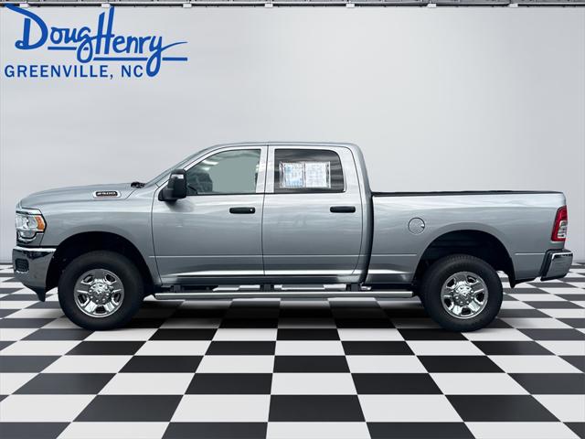 2023 RAM 2500 Tradesman Crew Cab 4x4 64 Box