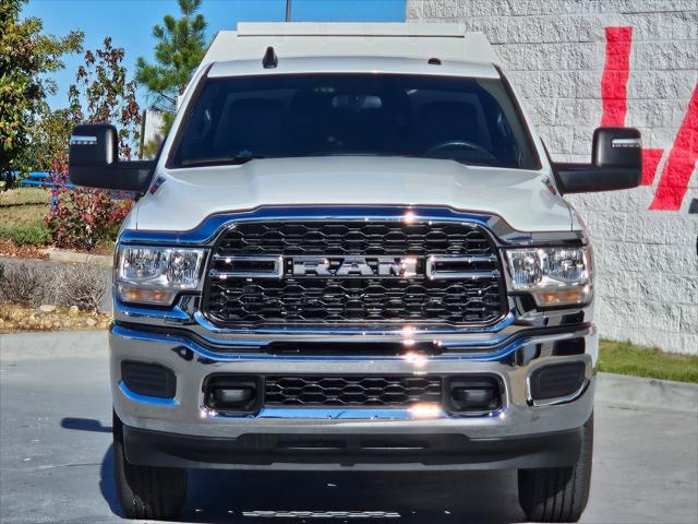 2024 RAM Ram 3500 RAM 3500 TRADESMAN CREW CAB 4X4 8 BOX