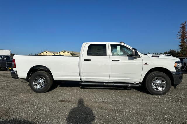 2024 RAM Ram 2500 RAM 2500 TRADESMAN CREW CAB 4X2 8 BOX