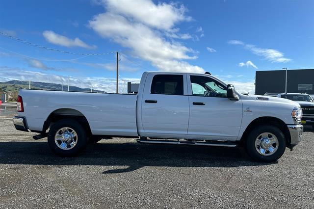 2024 RAM Ram 2500 RAM 2500 TRADESMAN CREW CAB 4X2 8 BOX