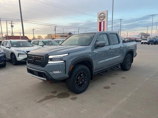 2024 Nissan Frontier Crew Cab PRO-4X 4x4