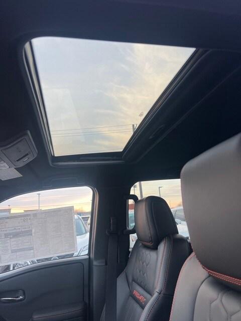 2024 Nissan Frontier Crew Cab PRO-4X 4x4