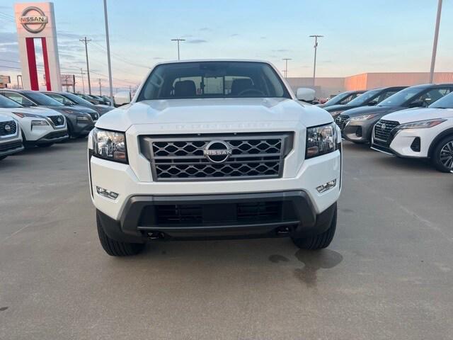 2024 Nissan Frontier Crew Cab SV 4x4