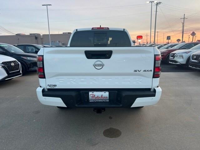 2024 Nissan Frontier Crew Cab SV 4x4