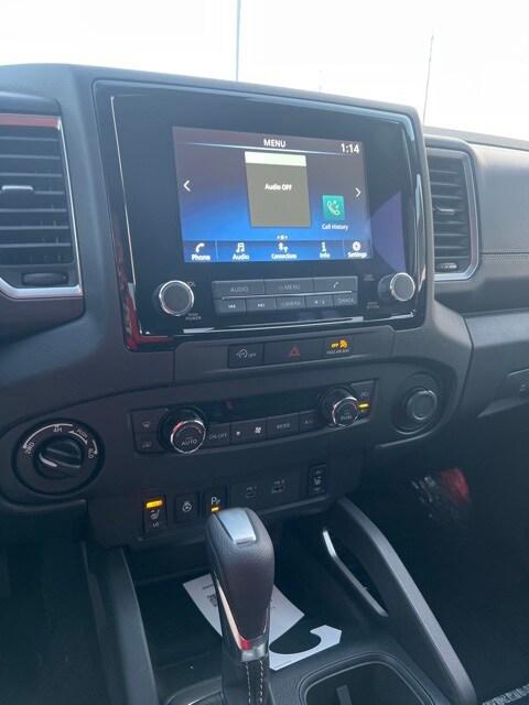 2024 Nissan Frontier Crew Cab SV 4x4
