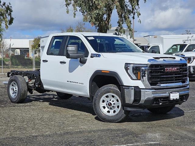 2024 GMC Sierra 3500HD Pro 2