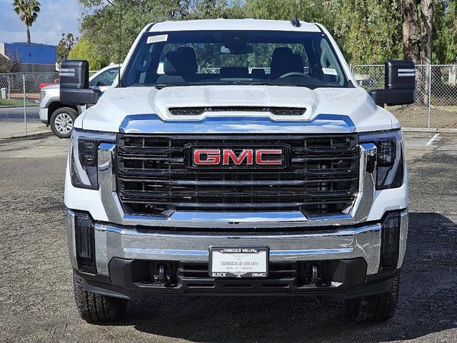 2024 GMC Sierra 3500HD Pro 16