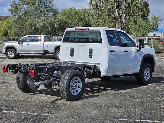 2024 GMC Sierra 3500HD Pro 22