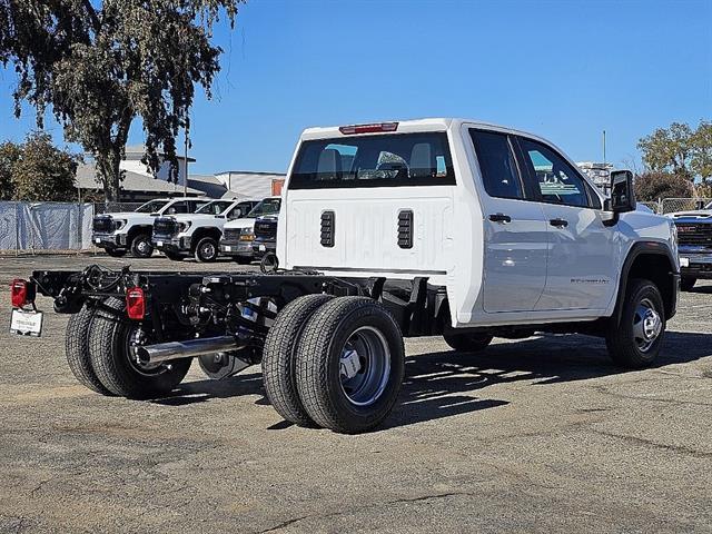 2024 GMC Sierra 3500HD Pro 20