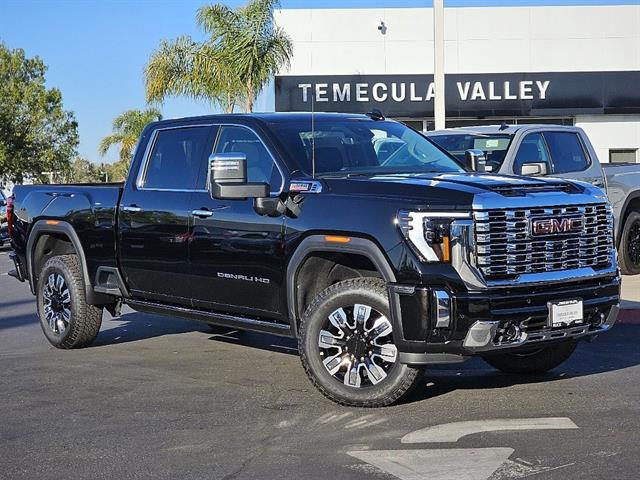 2024 GMC Sierra 2500HD 4WD Crew Cab Standard Bed Denali 2