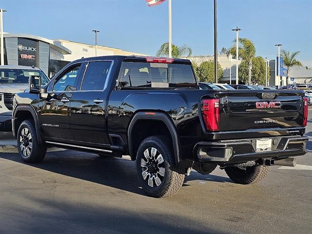 2024 GMC Sierra 2500HD 4WD Crew Cab Standard Bed Denali 20