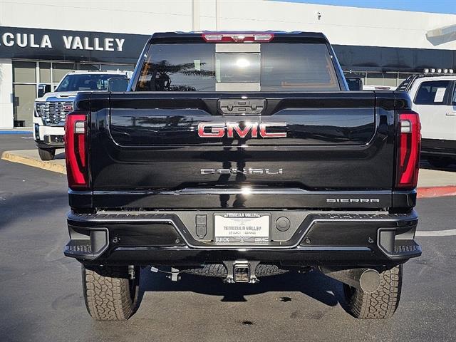 2024 GMC Sierra 2500HD 4WD Crew Cab Standard Bed Denali 21